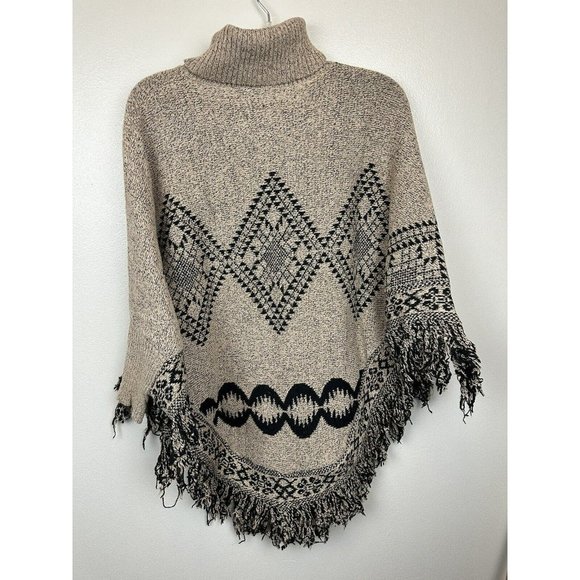 AZ Cape Poncho With Sleeves Tan With Boho Aztec Design - Picture 13 of 13
